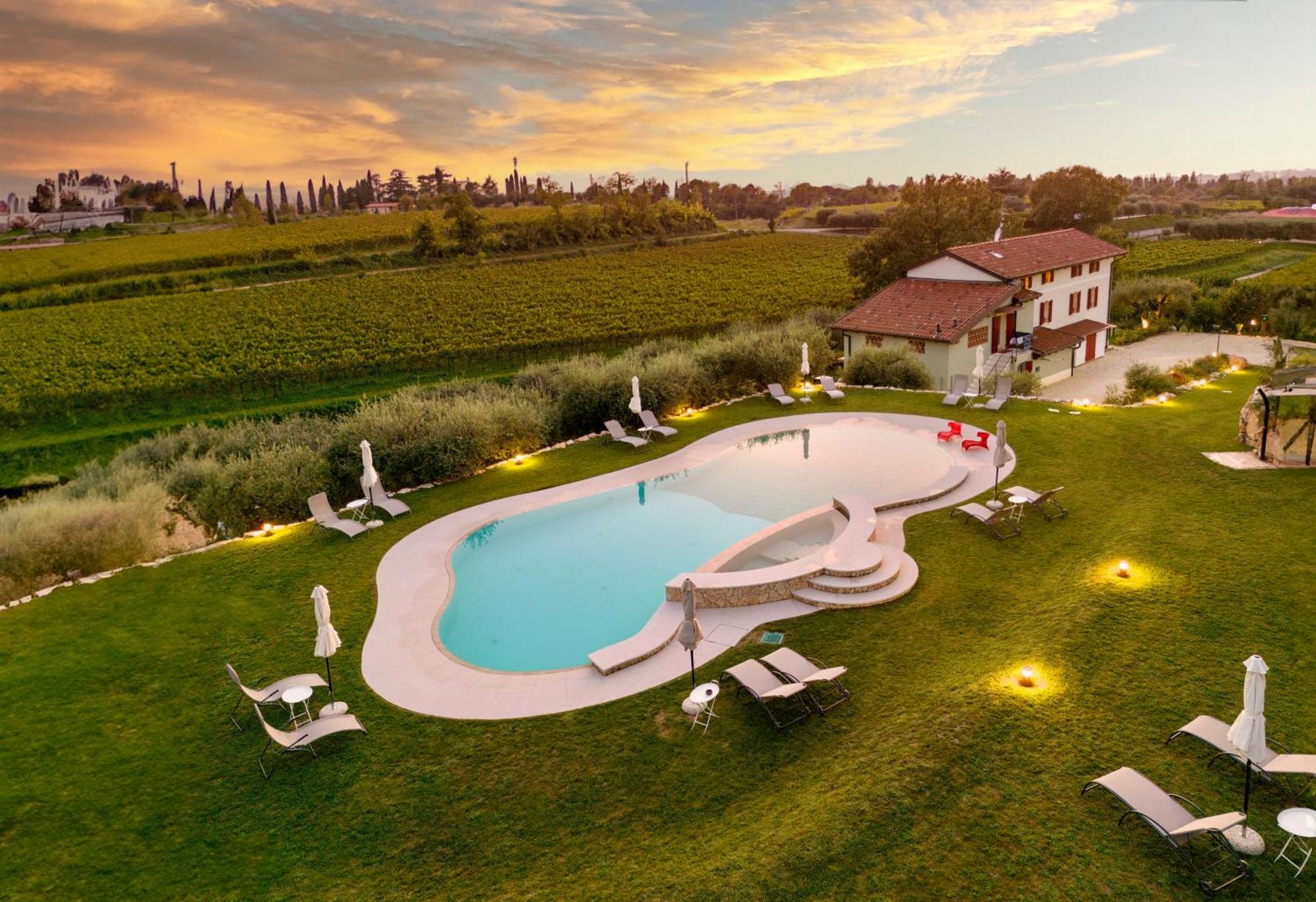 Residenza Vesentini Bed & Breakfast Pastrengo Exterior photo