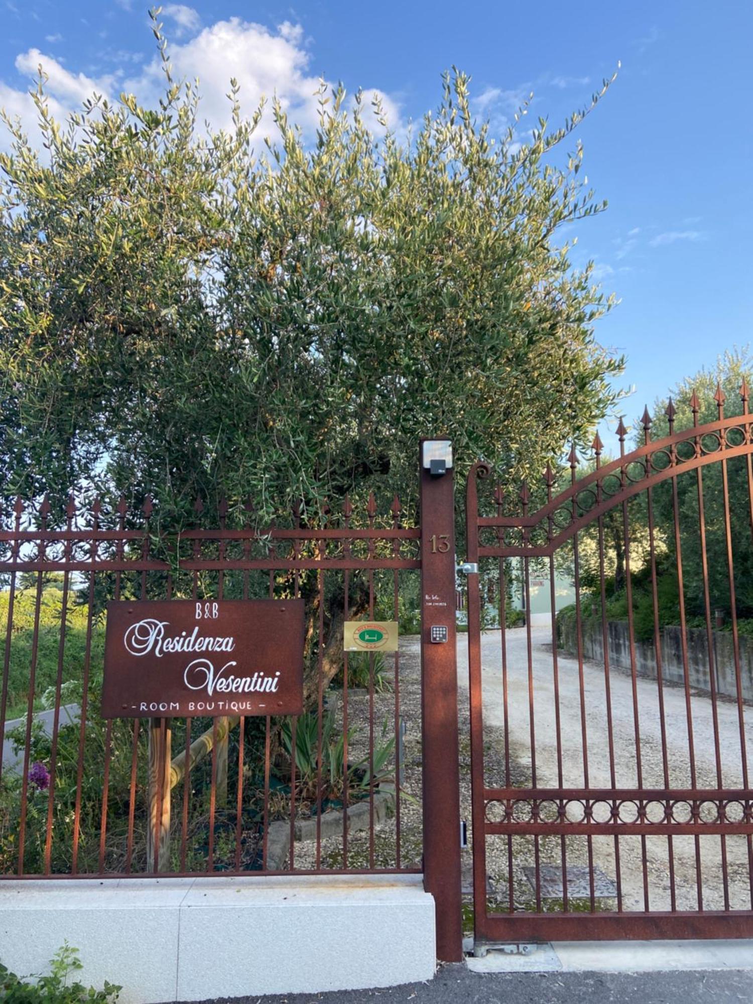 Residenza Vesentini Bed & Breakfast Pastrengo Exterior photo